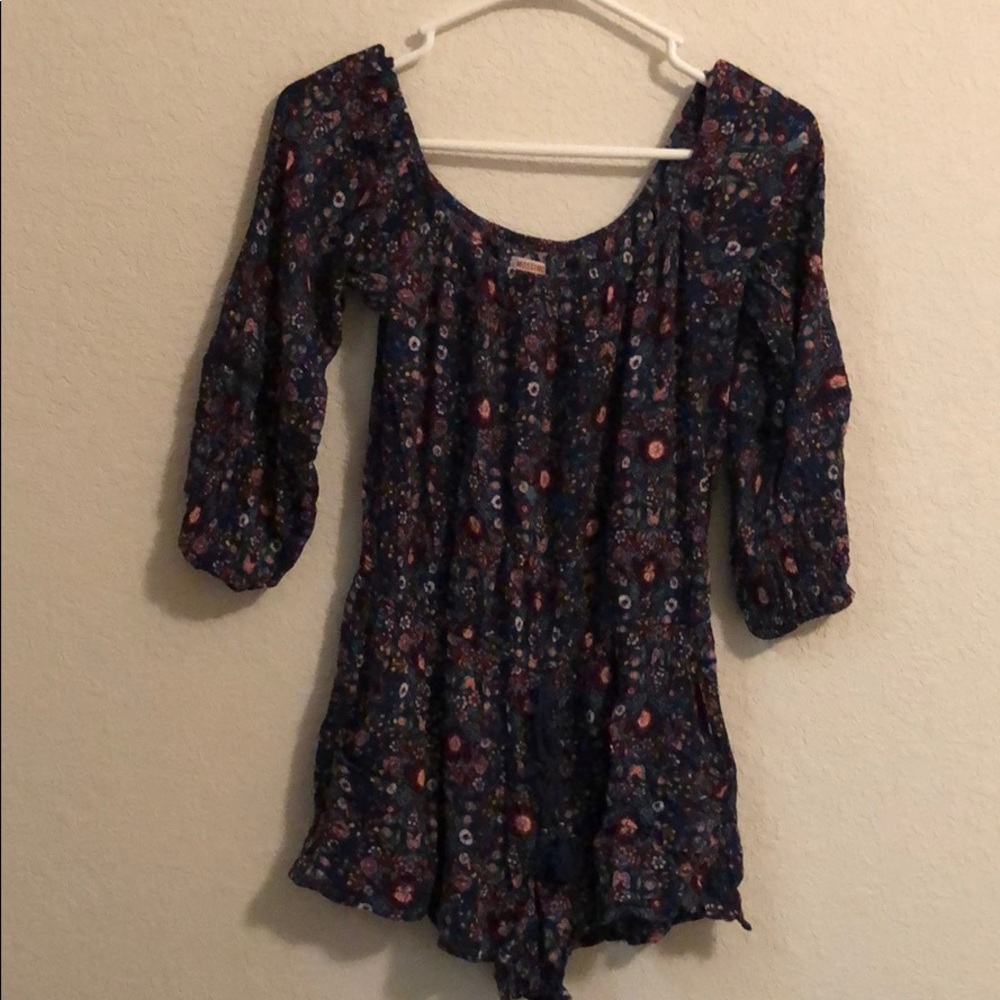 Mossimo Long Sleeve Romper Size M
